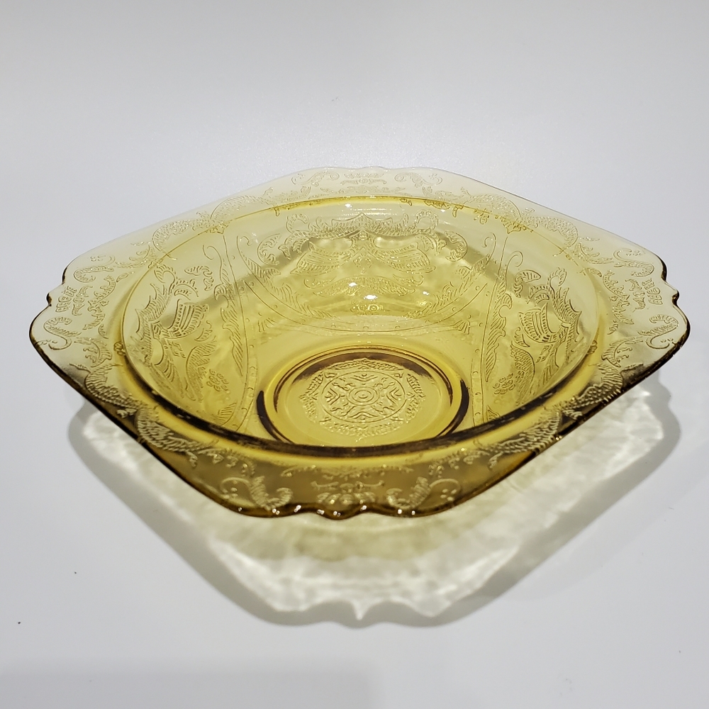 Vntg 6 3/4" Recollection Amber" Bowl by Indiana Glass